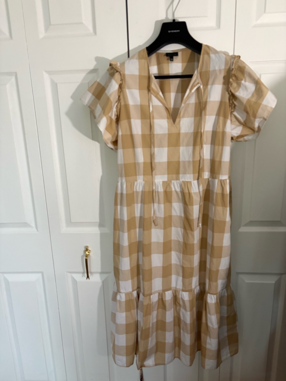 Who What Wear Beige and White Gingham Tiered Midi Dress